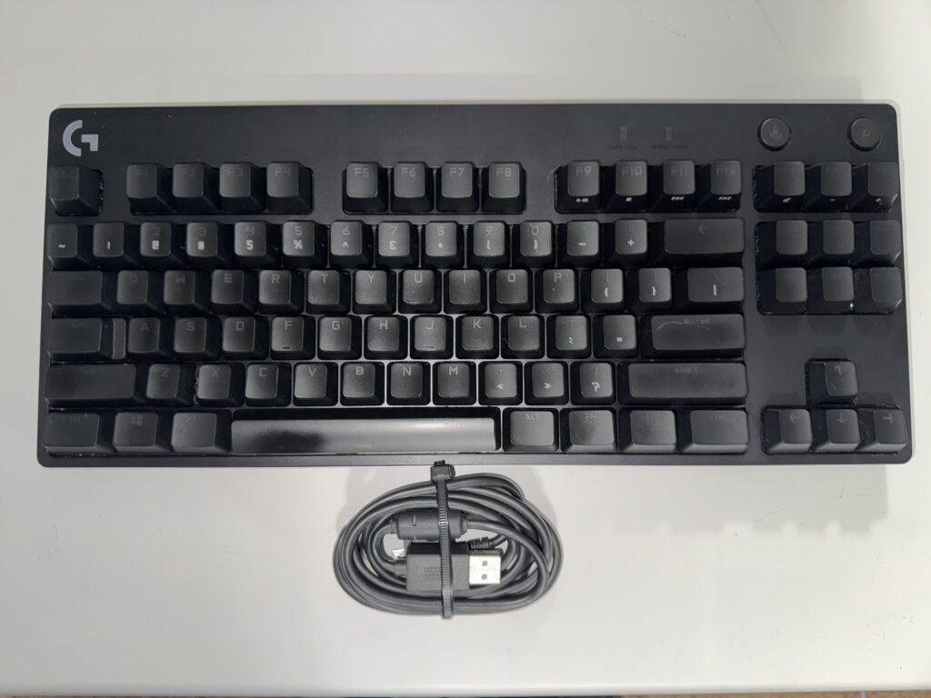 Gear Logitech G PRO keyboard